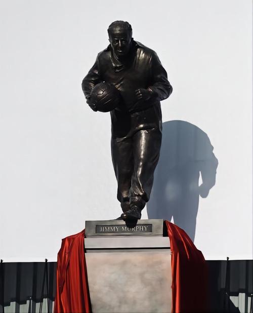 吉米墨菲雕像将于5月3日揭幕